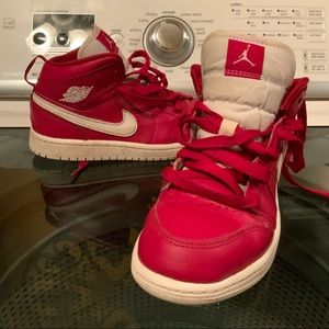 Boys Nike Air Jordan’s size 13.5